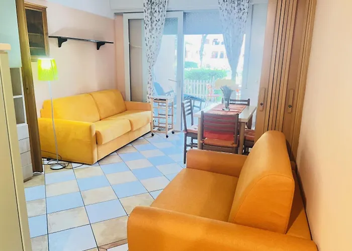 Daire With Direct Access To The Pool Bibione